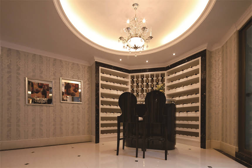 图片 客厅装修新趋势：多功能空间设计+全屋智能系统整合方案2.jpg