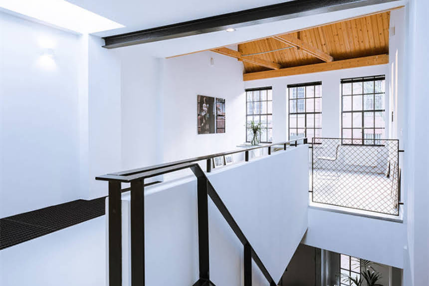 图片 服装店装修颜色搭配全攻略：6大配色方案+避坑指南（附实景案例）.jpg