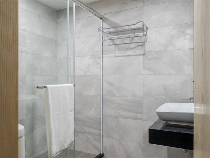 图片 装修不吊顶全攻略不吊顶的优缺点+省钱技巧+层高解决方案.jpg