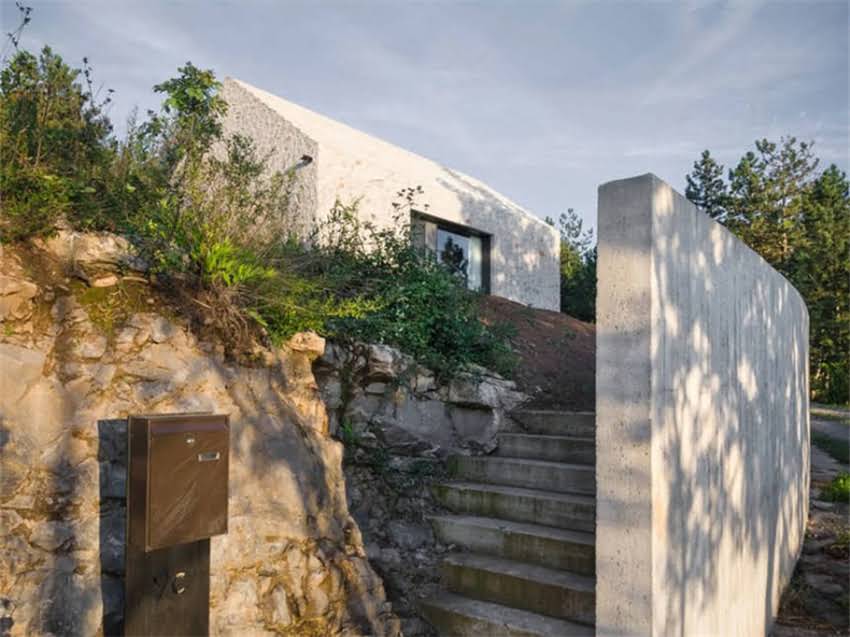 图片 🏠和静区爆改15年老破小！10万预算打造奶油风网红房✨.jpg